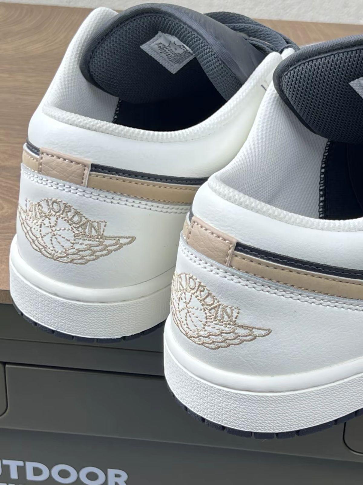 这双 AJ1 Low 配色绝了!但这些小毛病…